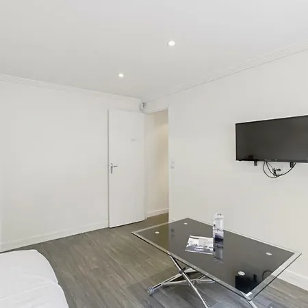 Apartamento Charming Studio 15 Min From Paris Center And 5 Min From The Metro - Welkeys Les Lilas